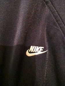 Limited Edition Nike Jogging Jacket Alert!
