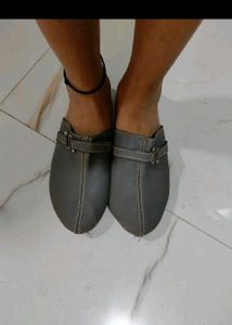 Gray Mule Slides - Casual Comfort
