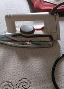 Philips Electric Iron Press