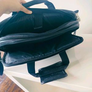 Black Laptop Bag with Multi-Compartment design