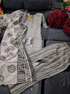 Elegant Printed Kurta Set m size