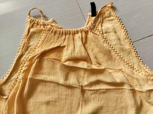 Mixed Lot of Women&#39;s Tops - Size Small