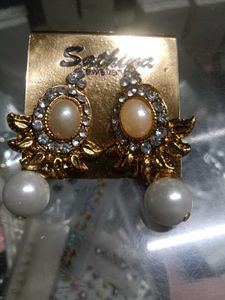 Vintage Pearl Drop Earrings