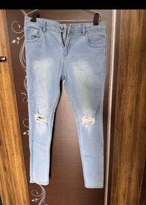 Faded Knee Slit Jeans