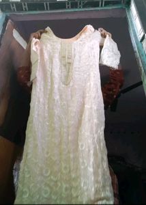 2 Kurtis