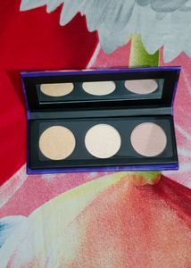 Sugar Highlighter Pallet