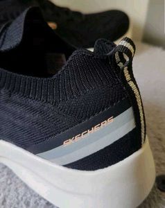 Skecher Memory Form Women Shoe
