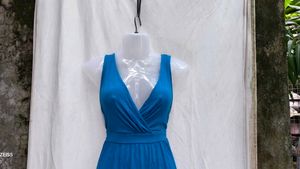 7210. Blue V-Neck Dress