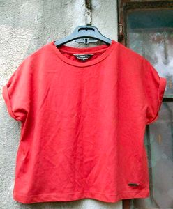 Red Short Sleeve Crop Tshirt