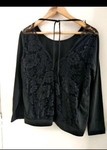 Lace Detail Ruched Tops