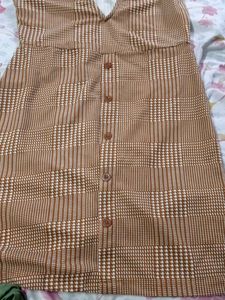 V neck checkered pinaafore dress
