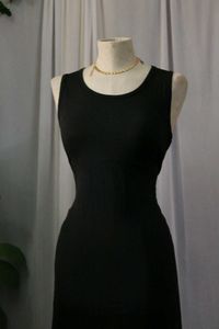 Sleeveless Black Dress