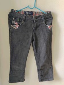 MB3 Jeans Size 140 - Gray Cropped Jean