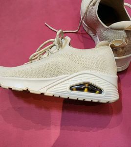 Skechers Air Cool Cream Stylish Sneakers