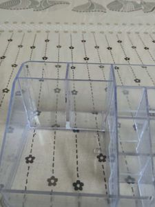 16 compartment cosmetic organizer
