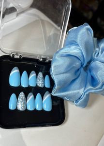 Pastel Blue Press-On Set 🩵💅