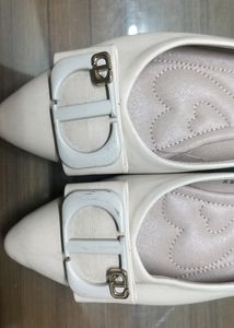 Beige Or Off White Bellies