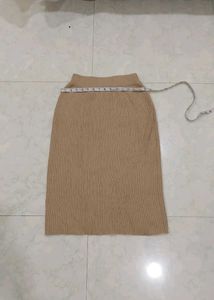 Beige Knit Midi Skirt 30-32