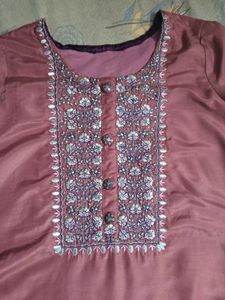 ISHIN Elegant Mauve Kurta Set with Dupatta