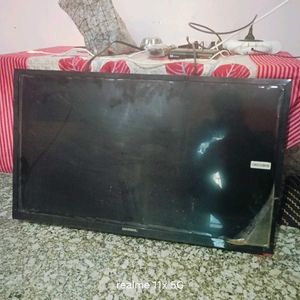 Universal 32 Inch Led