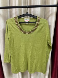 Women Green Solid Sweatshirt