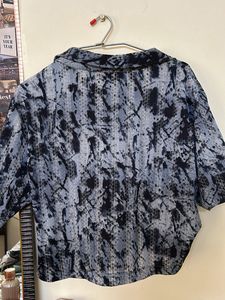 Marie Claire Printed Collared Crop Top