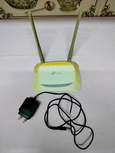 TP-link  300Mbps Wireless N Speed With Charger