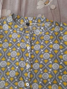 Patterned Casual top