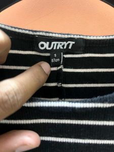 OUTRYT Striped Bodycon Maxi Dress | Small