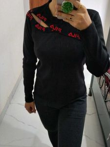 Slit Sweatshirt