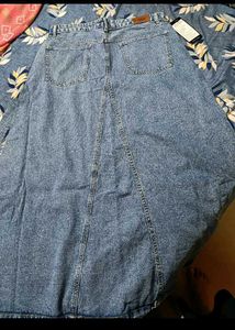 NEW WASHED DENIM SKIRT