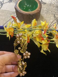 Floral Hair Accessory