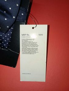 H&amp;M Bow Tie &amp; Pocket Square Set