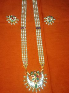 Long Moti Haar