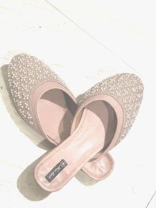 Jutti for sale….🥰