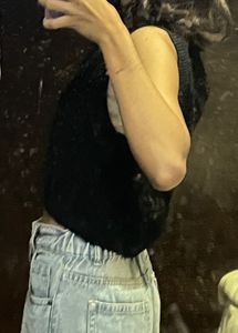 Black Cropped Sweater Vest Top