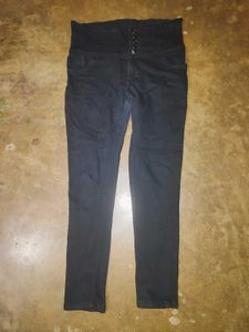 Stylish Black Jeans