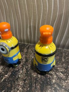 Minion Water Bottles - Set of 2 Frm Universal Stud
