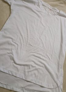 Plain White Tshirt With Up And Down Style An