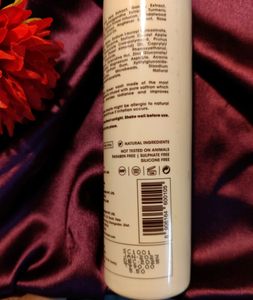 Skainiya Saffron Induced Body Wash
