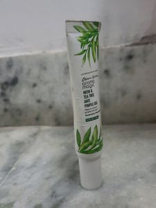 Aroma Magic Neem &amp; Tea Pimple Gel