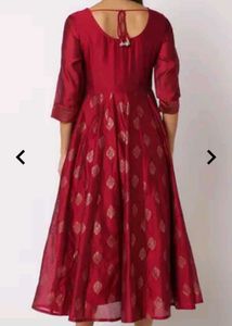 Avaasa Kurta