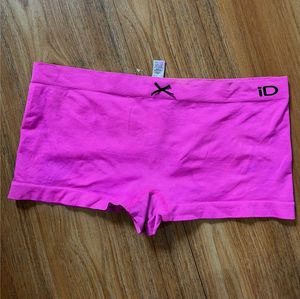 I ❤️ me Shorts Very Cute No Defects