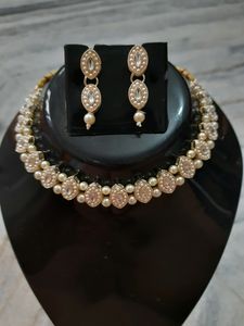 Unique Necklace Set