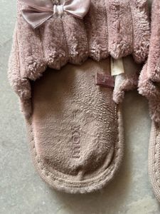 Max brand Glitter Plush Slippers