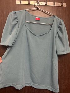 Grey top New