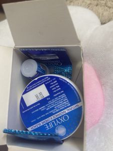 OxyLife Creme Bleach &amp; VLCC pearl Facial Kit