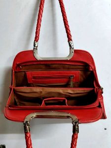 Red Vintage Silhouette Handbag From Desence