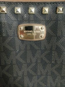 Stunning Micheal Kors Handbag