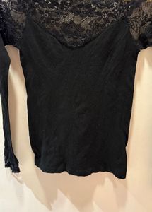 Lace Trim Long Sleeve Top